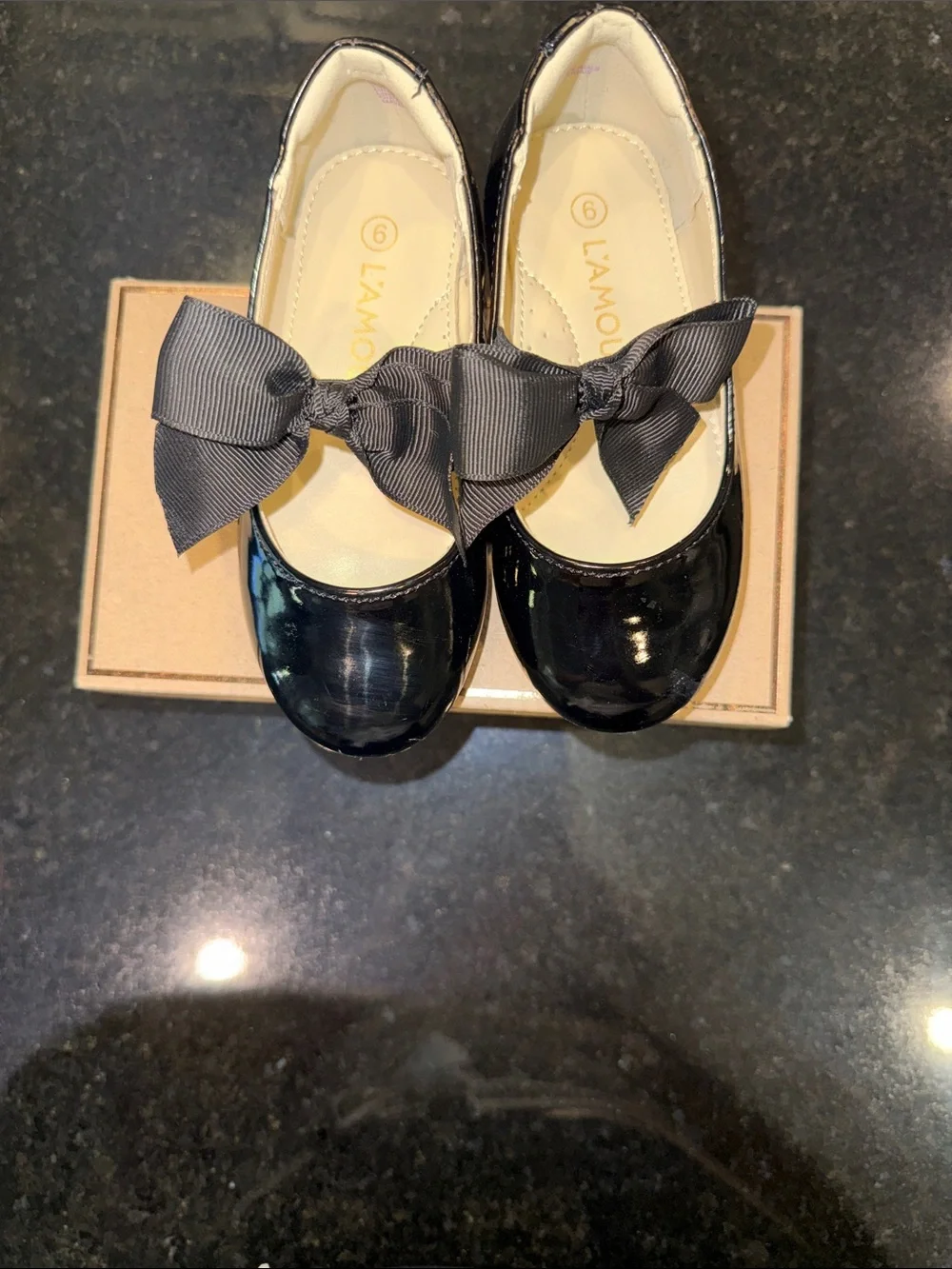 L’Amour Girls Black Patent Bow Mary Jane Kids Shoes